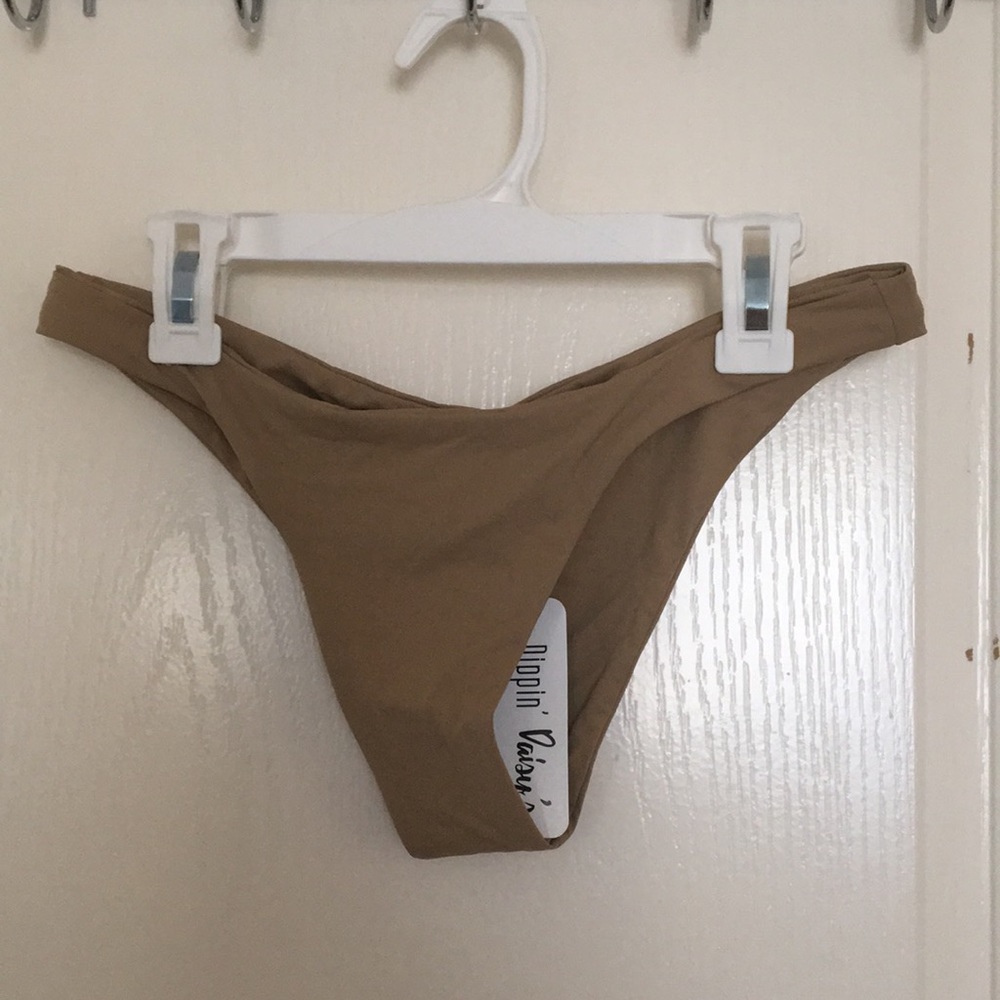 Dippin Daisies Bikini Bottom ‼️‼️NWT PRICE DROP
